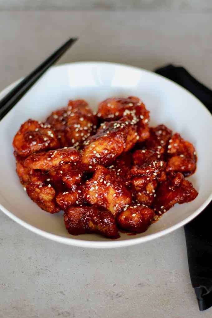 Sauce dakgangjeong ( poulet coréen)