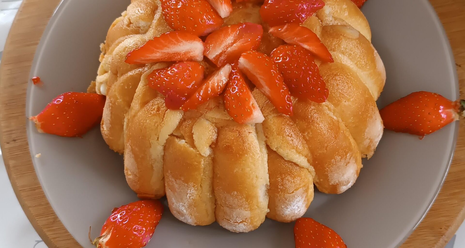 Charlotte aux Fraises