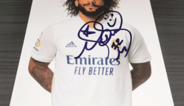 Is this a legit auto?