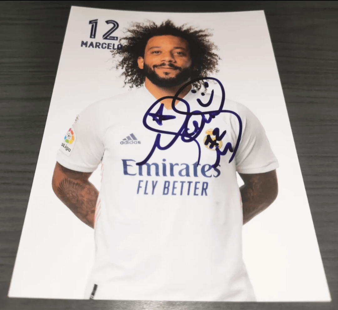 Is this a legit auto?