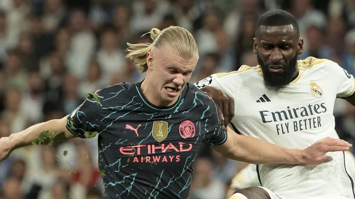 Rafael Van der Vaart said Erling Haaland's performance against Real Madrid last night was very bad and that Haaland is useless if he doesn't score