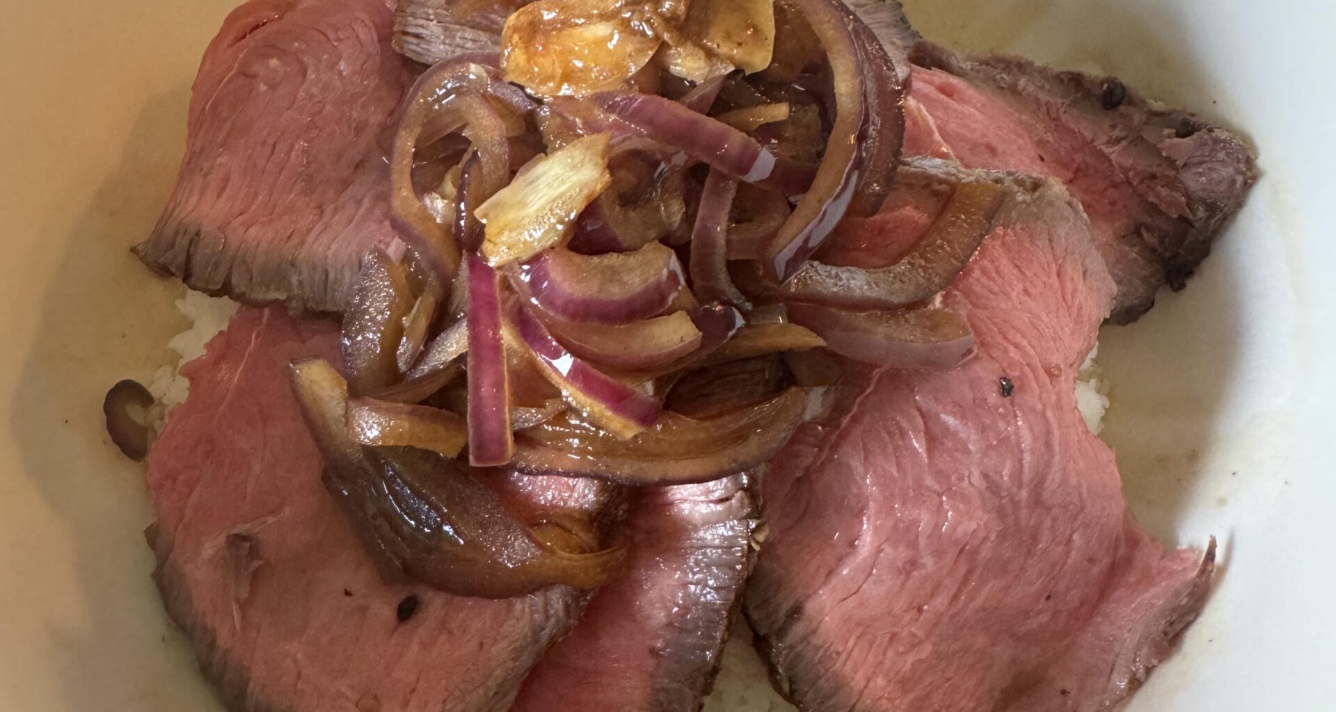 Gyūdon - Reisschüssel mit Rindfleisch