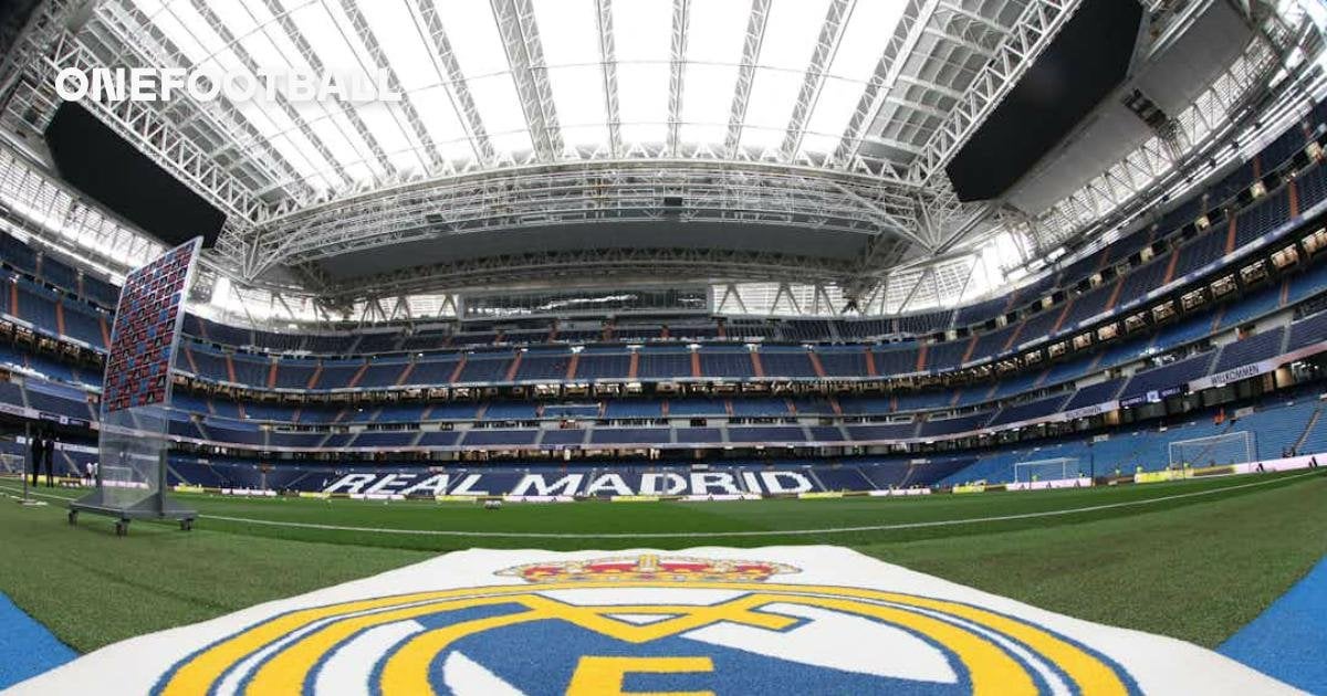 📸 Santiago Bernabéu ready for Man City with closed roof and 360° screen