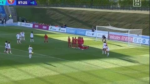 Real Madrid [2] - 1 Levante Las Planas | Claudia Zornoza free kick 98'