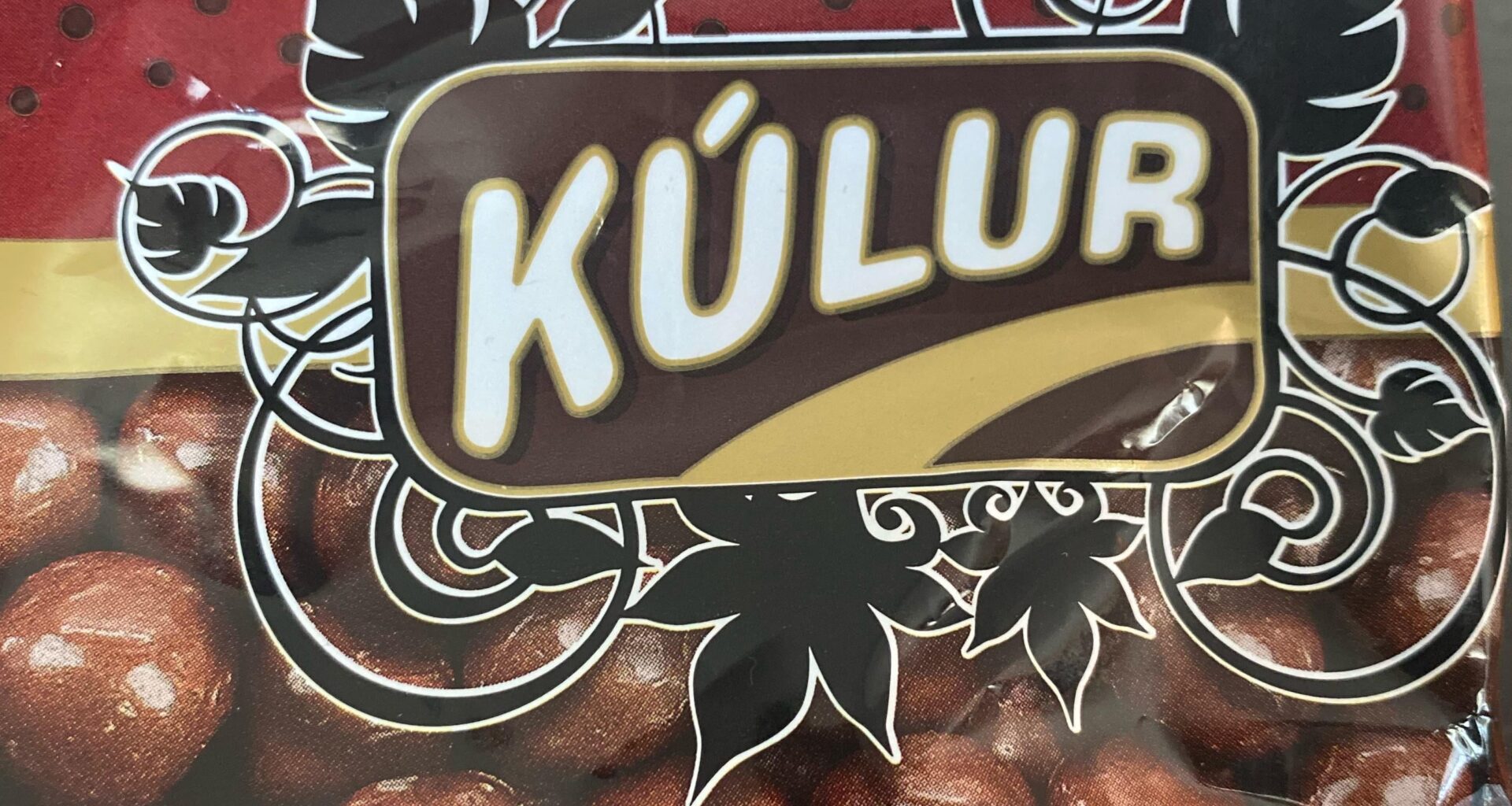 From a Norwegian this is the best candy in Iceland!