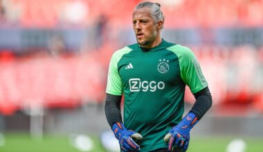[VI] Remko Pasveer (40) is in talks with Ajax to extend his contract which will expire this summer