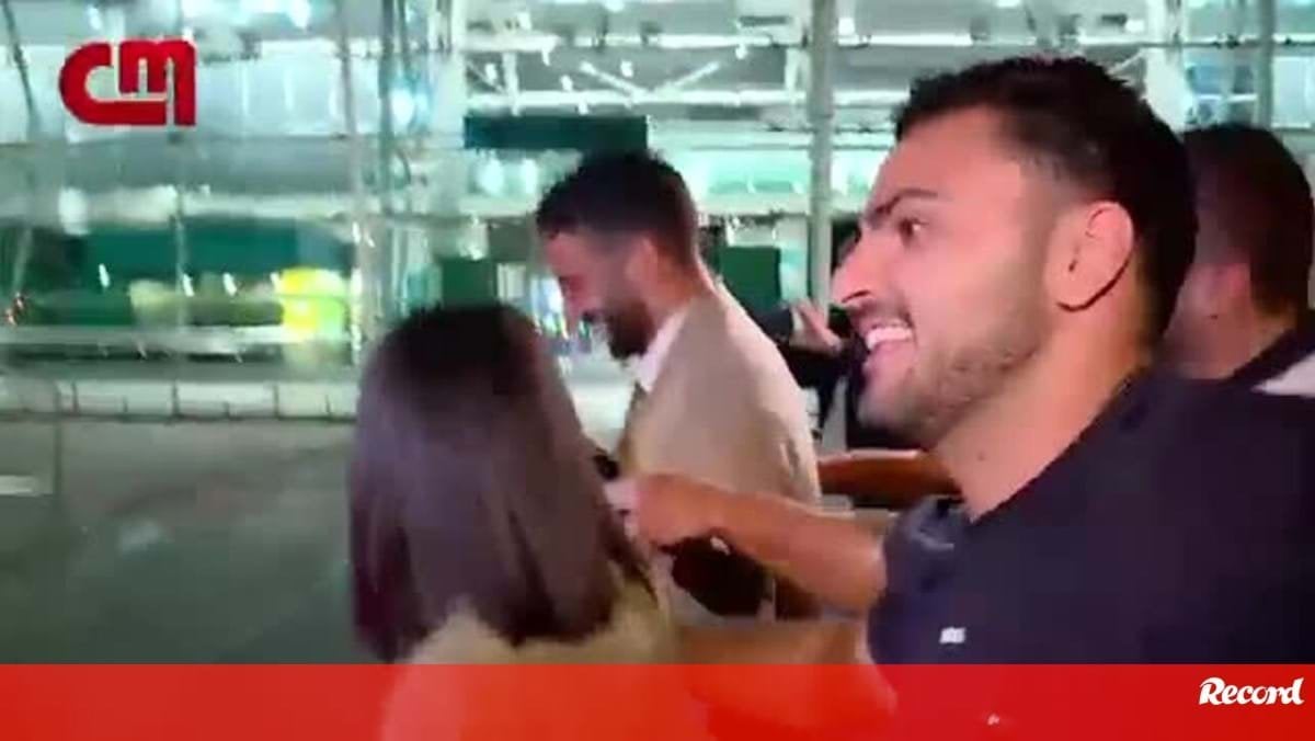 Ruben Amorim de volta de Londres. Viagem demorou menos de 6 horas.