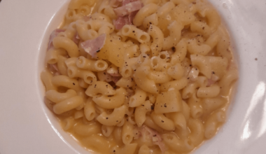 Very simple potato, karreespeck and bergkäse pasta. Baden, Austria.