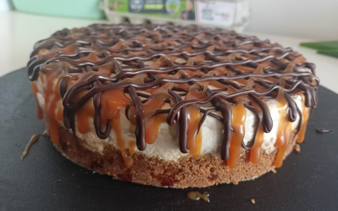 Cheesecake café avec coulis caramel/chocolat