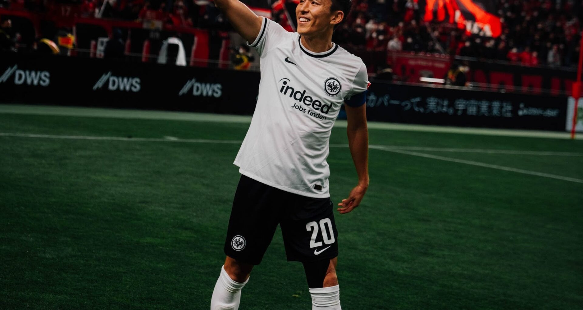 Makoto Hasebe verkündet Karriereende. Nach knapp 700 Partien wird Makoto Hasebe seine beeindruckende Profilaufbahn zum Ende der Saison 2023/24 beenden. Für Eintracht Frankfurt absolvierte er dabei über 300 Pflichtspiele.