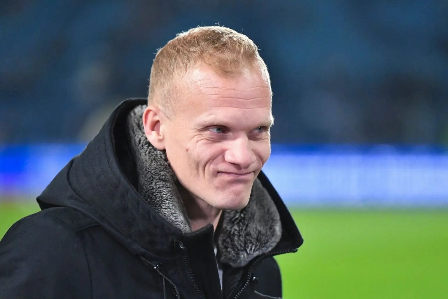 Karel Geraerts gilt weiter als der Top-Kandidat für den Trainerposten beim FC Brügge. Hinter vorgehaltener Hand steht für viele Experten in Belgien fest, dass Geraerts nach Brügge wechselt.  [WAZ]