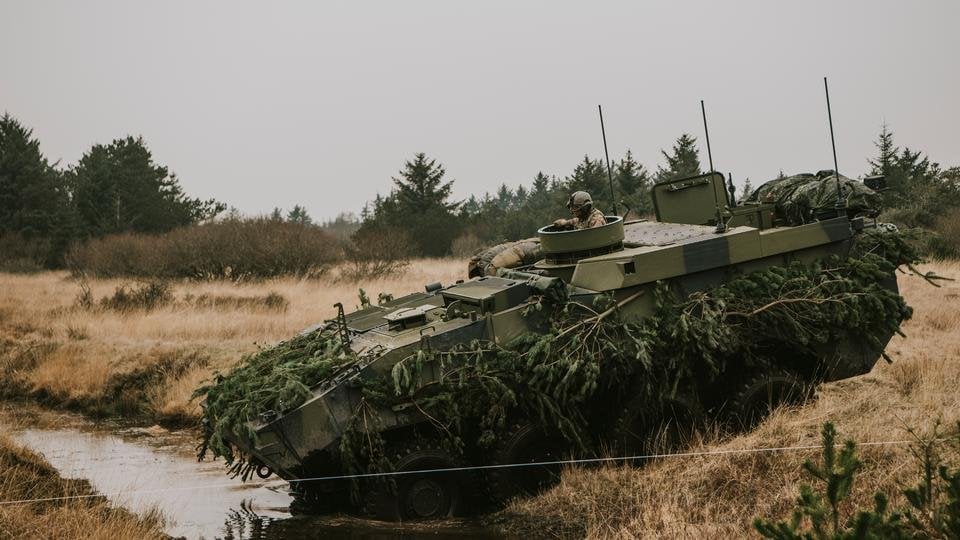 De lavede planerne, der fik Skat og Forsvaret til at bryde sammen – nu er de tilbage