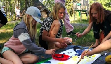 Does anyone has experience with the Parasta Lapsille summer camps?
