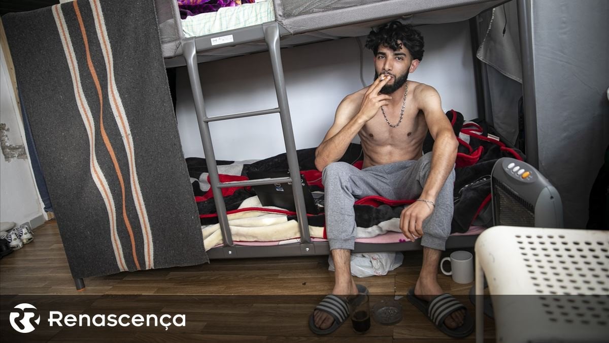 Migrantes acumulam-se em hostel do Porto. “200 euros por colchão? Isto não é viver” - Renascença