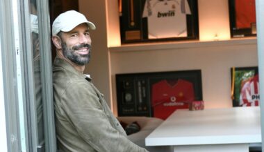 Ruud Van Nistelrooy: "Jude Bellingham has so many goals is an extra, a bonus. He is a splendid all-rounder, who arrives phenomenally on the second line, he runs, he defends, he has vision of the game, he makes quick transitions... We cannot demand that he be a scorer and, nevertheless, he is one."