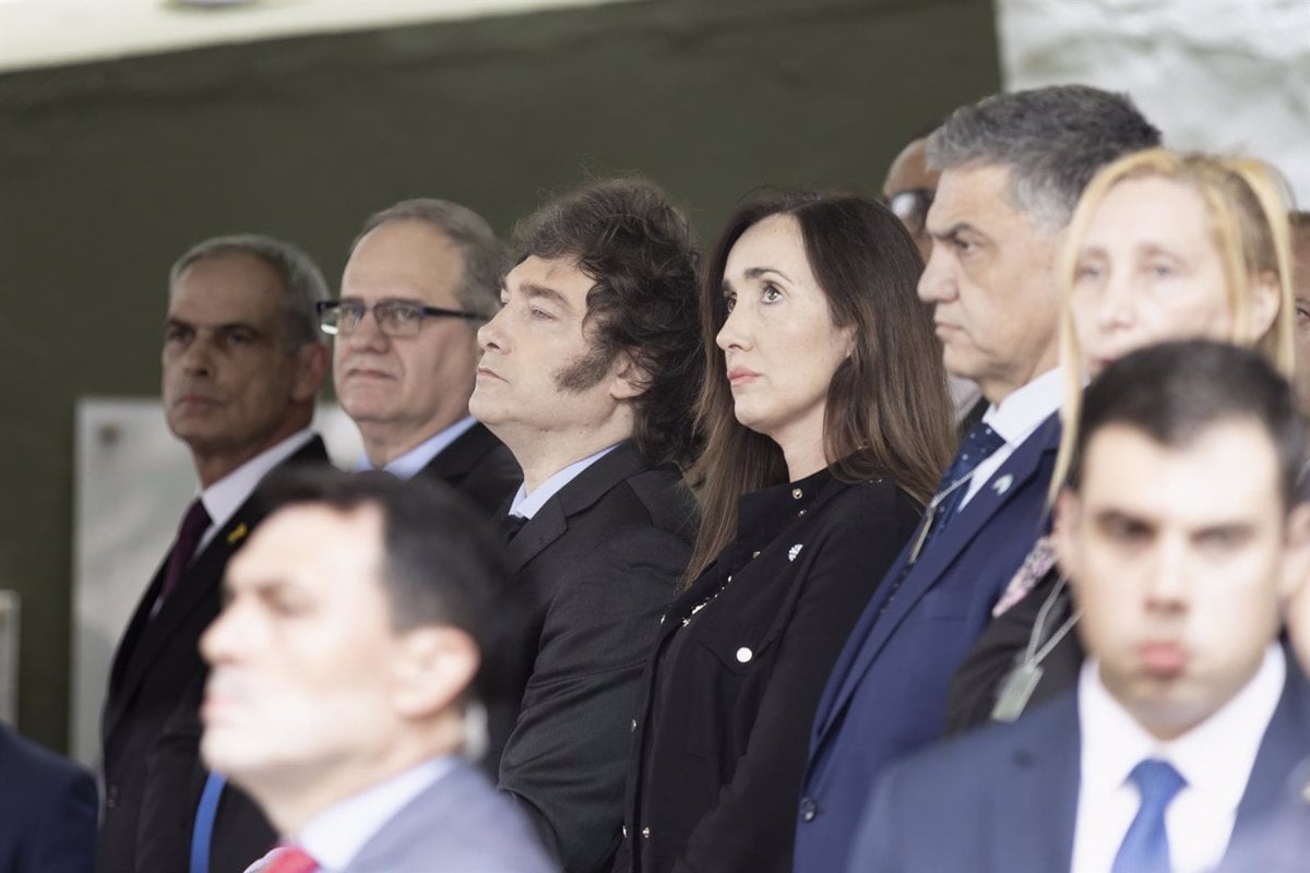 El ministro del Interior argentino pide la destitución de Óscar Puente