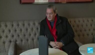 El novelista estadounidense Paul Auster falleció a los 77 años • FRANCE 24 Español