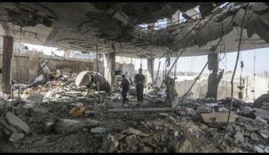 Gaza : encore des morts dans des frappes israéliennes, le Hamas se rend au Caire