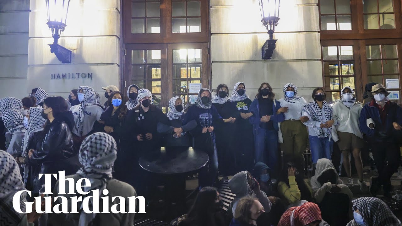 Pro-Palestinian protesters barricade Columbia University building