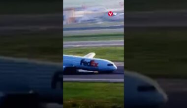 Boeing 767 lands nose first during emergency 🛩️ #news #shorts