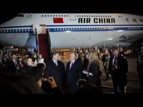 Le président chinois Xi Jinping est arrivé en Hongrie, dernière étape de sa tournée européenne