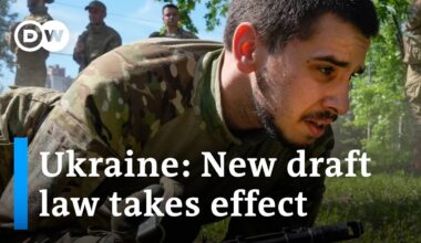 How thousands of new conscripts are set to replenish exhausted Ukrainian ranks | DW News