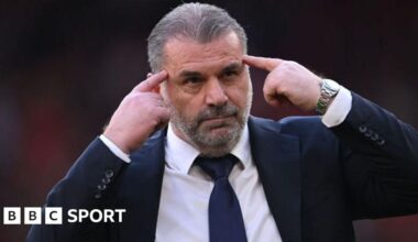 Ange Postecoglou: Tottenham boss will 'never understand' Spurs fans who want to lose to deny Arsenal title