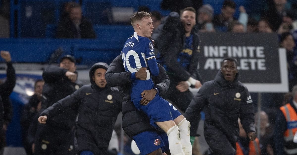 Cole Palmer wins Premier League Game Changer of the Season award