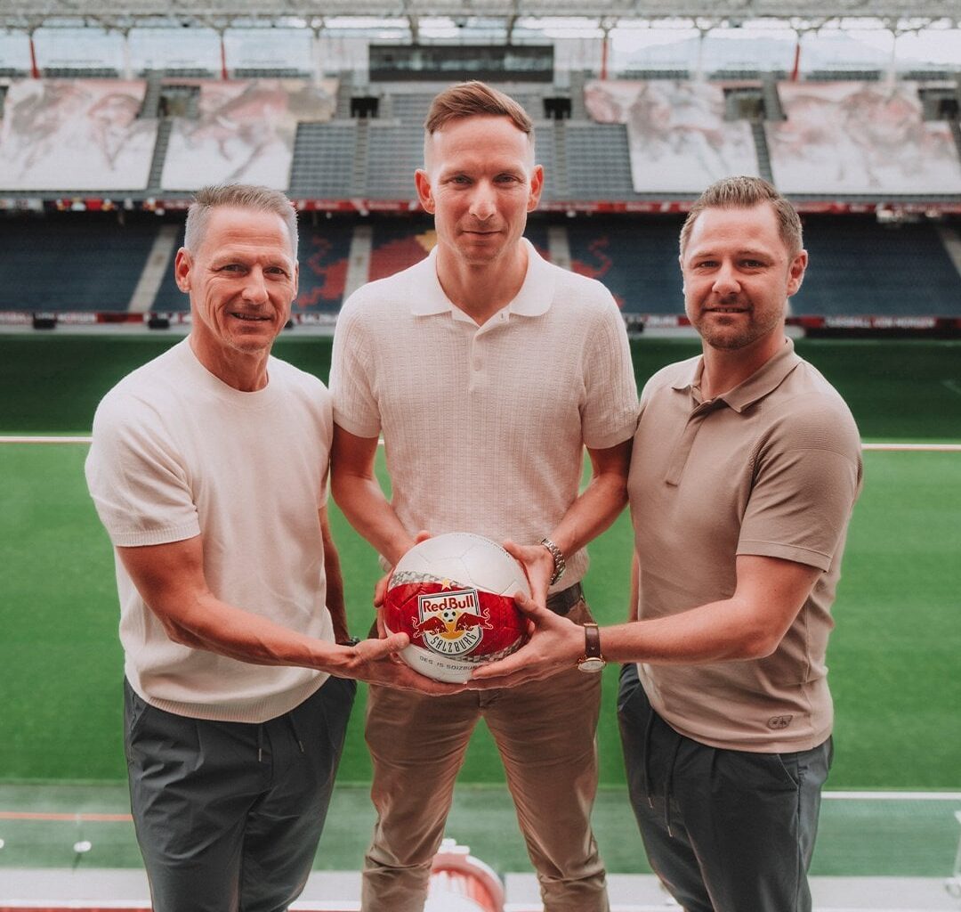 Official: Pepijn Lijnders is the new manager of Red Bull Salzburg. Signs contract for 3 seasons.