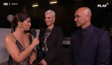 Roberto Martínez é fã da música portuguesa. (via 
@rtppt
)