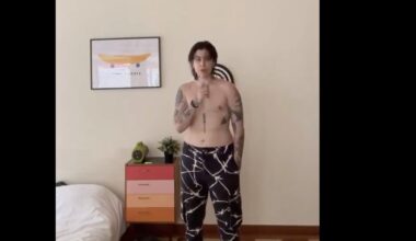 El vídeo d'una youtuber després de treure's els pits en una operació a Andorra