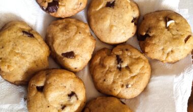Choco and nuts cookies