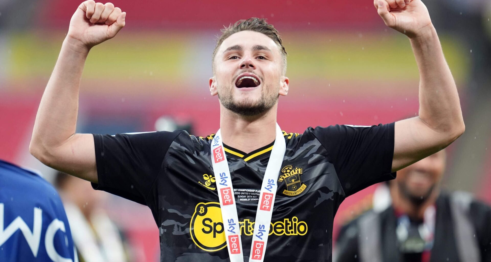 Southampton to sign Harwood-Bellis after promotion to Premier League