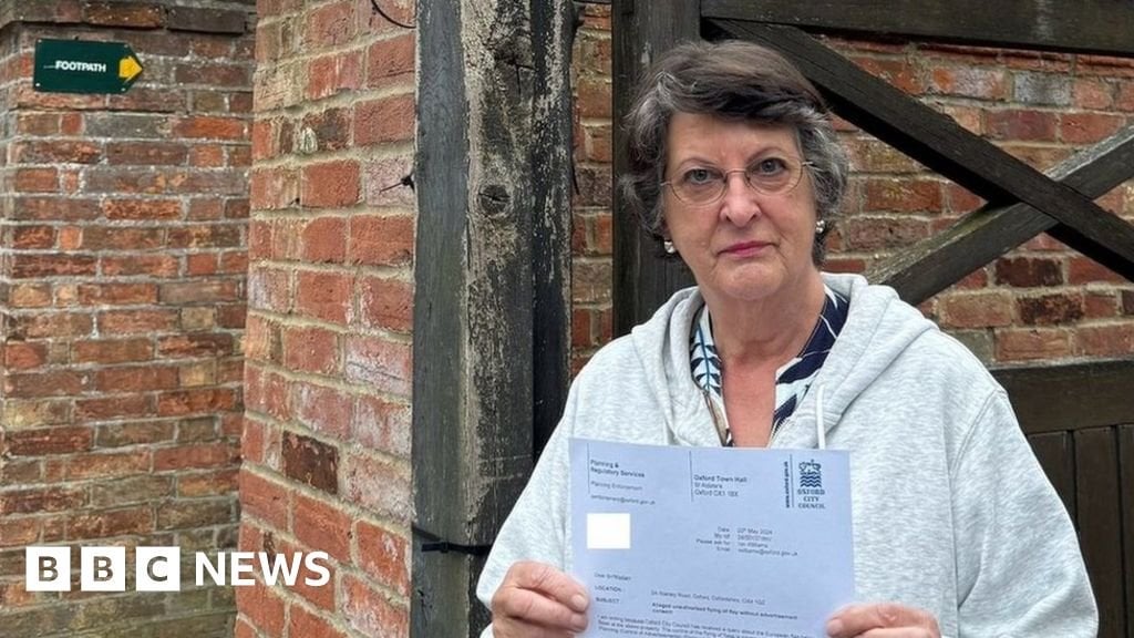 EU flag must be removed from outside former MEP's house, council orders