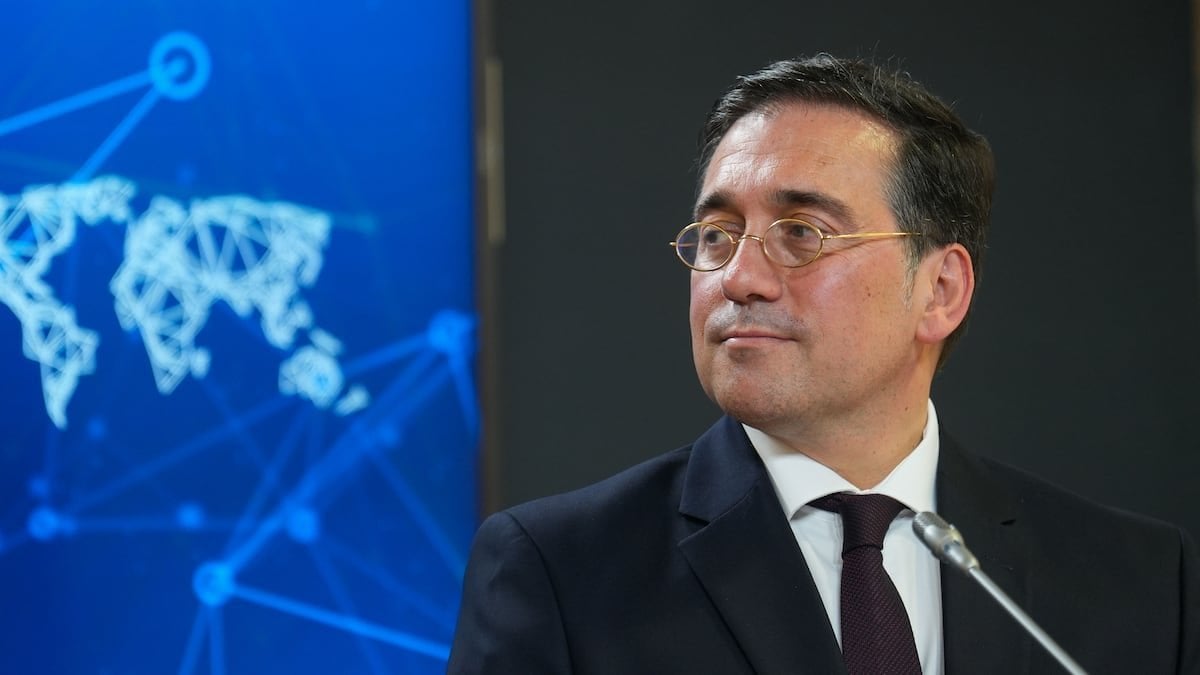 España pide a Milei que rectifique, llama a consultas a la embajadora en Buenos Aires y exige una disculpa pública