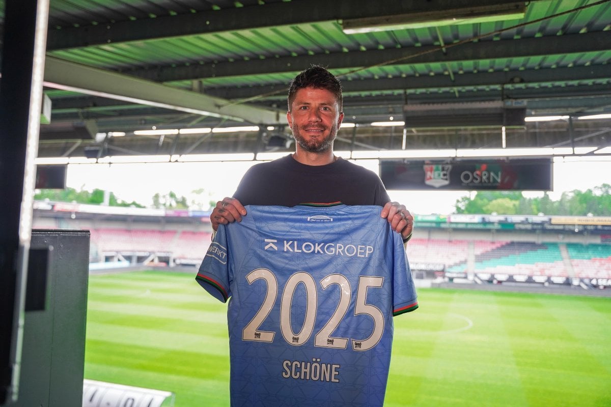 Official: Lasse Schone signs contract extension at NEC Nijmegen until 2025.