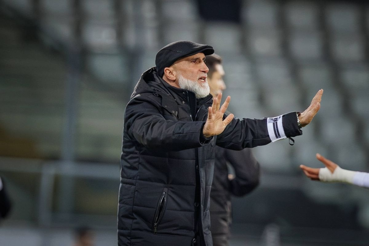 Álvaro Pacheco de saída do V. Guimarães no final da época