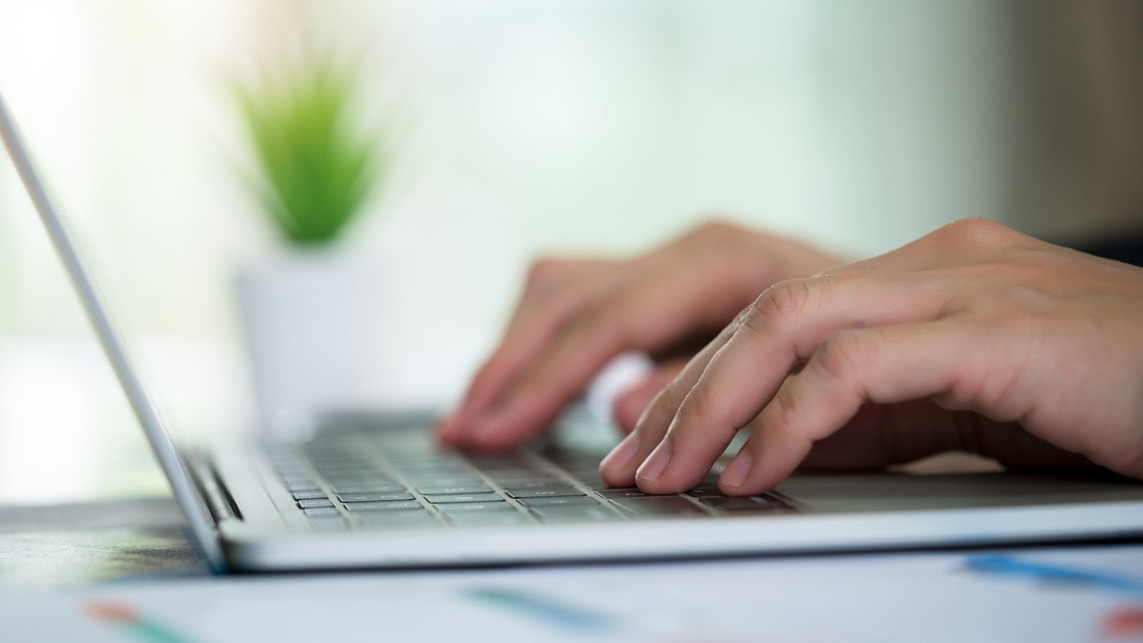 Public servants call for right to disconnect policies