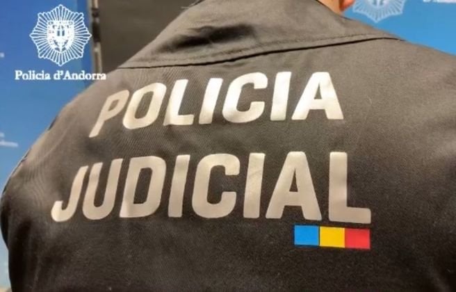 Detingut el president d'un club de futbol de la lliga nacional per suposada agressió sexual a una dona