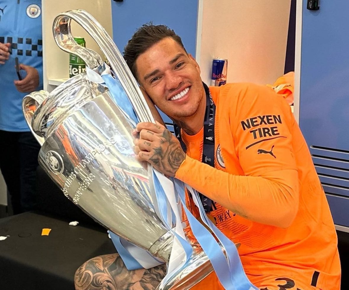 [Fabrizio Romano] EXCL: Éderson could leave Man City in the summer transfer window in case of good proposal, it’s a possibility. There’s already interest from Saudi Pro League clubs with Éderson considering possibilities at the end of the season. It will be up to the player.