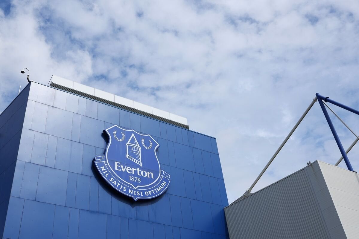 Everton Financing Considered by Cirque du Soleil Co-Chair’s Firm