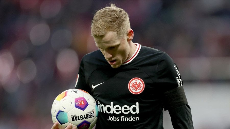 Donny van de Beek Transfer: Midfielder’s agent confirms that he won’t be staying in Premier League