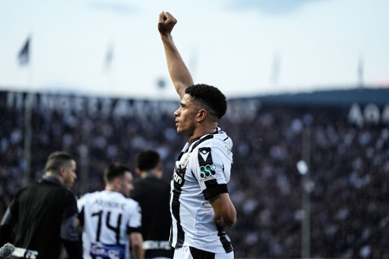 Três portugueses celebram título do PAOK na Liga Grega