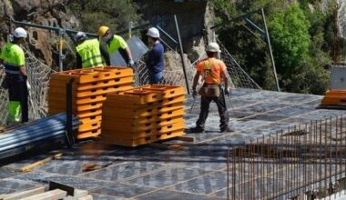 Fins a cinc empreses són sancionades amb 100.000 euros pels abusos a treballadors peruans