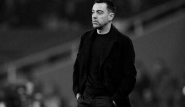 If Barcelona decide to fire Xavi, he would forgive all of his salary for the next year. However, he would like his coaching staff to be paid. @ffpolo