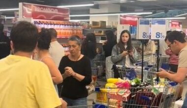 El vídeo de la bogeria a Epizen per la liquidació pel tancament del Carrefour