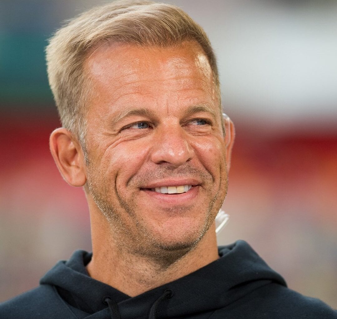 Markus Anfang ist zurück uffm Betze. Beirat und Geschäftsführung des FCK haben sich gemeinsam darauf verständigt, Markus Anfang das Vertrauen für die Aufgabe als Cheftrainer auszusprechen.