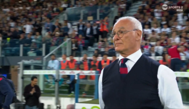 Claudio Ranieri received a standing ovation after announcing his retirement from football this season