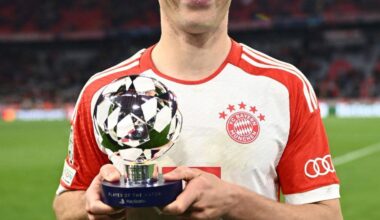 Kimmich is waiting for an offer from Barcelona. The German wants to play under Xavi, despite pressure from Bayern's side for renewal. [@ferrancorreas]