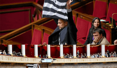Ça se crêpe le chignon à l'assemblée nationale !